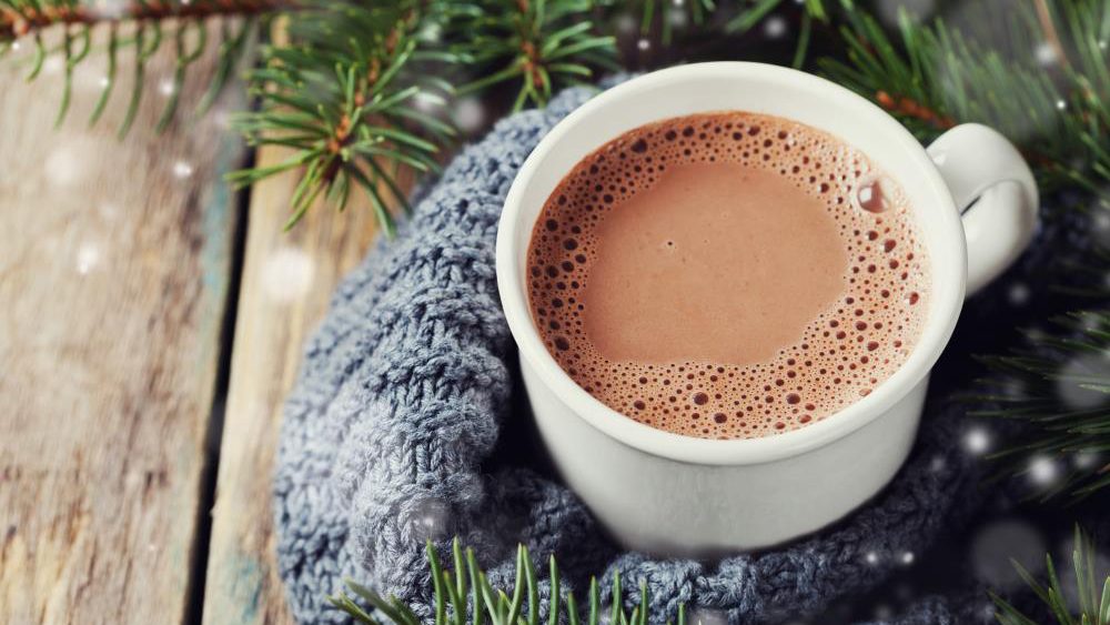 Can a cup of cocoa for breakfast reduce the negative effects of a sleepless night?