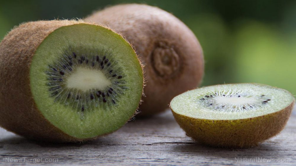 8 Ways kiwi fruits keep you healthy