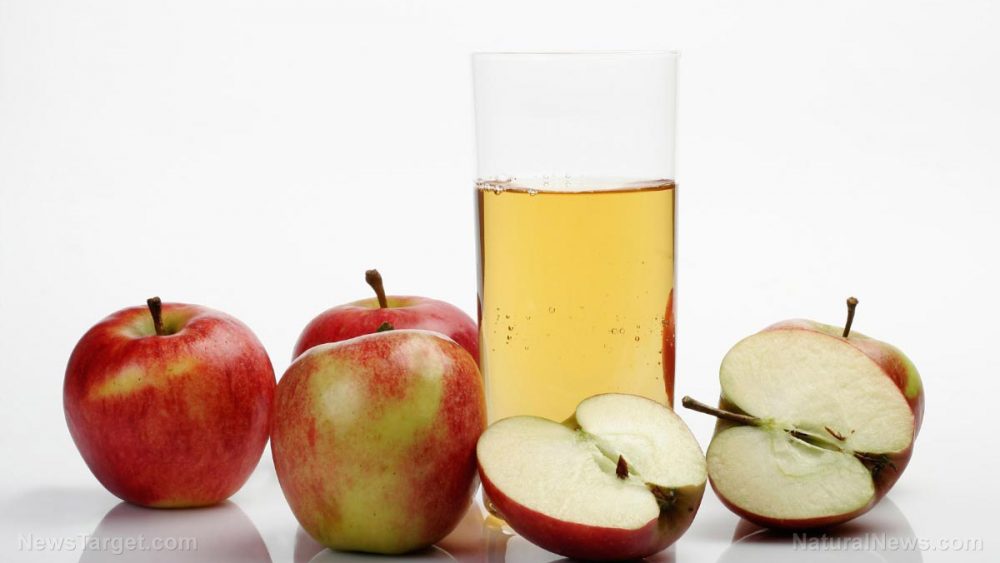 Here’s why you should avoid drinking apple juice if you have acid reflux