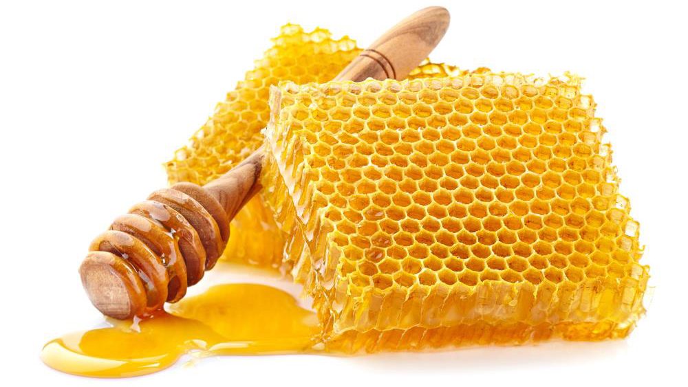 Sweet and natural: 7 Health benefits of raw honey