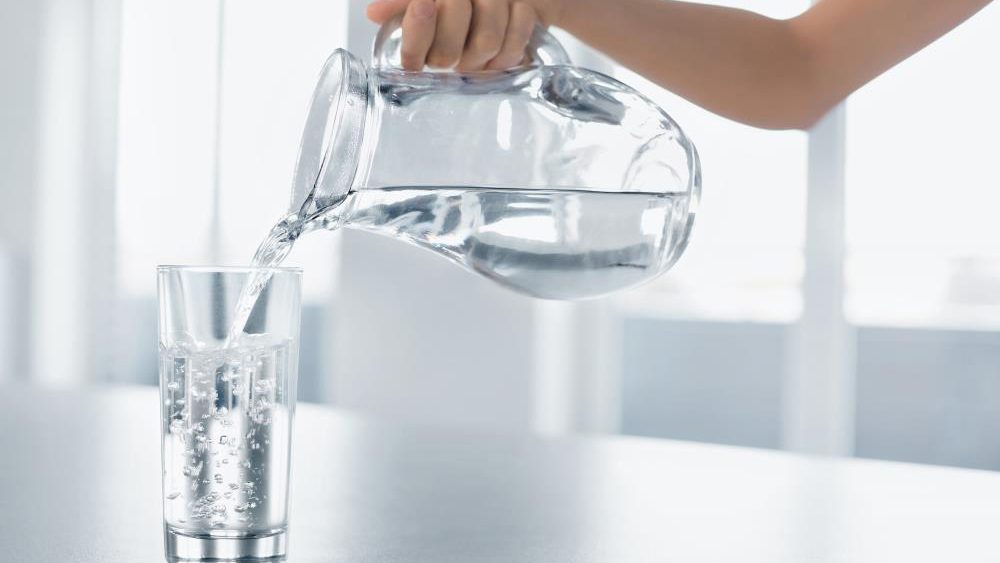 Do you drink enough water to balance your blood sodium?