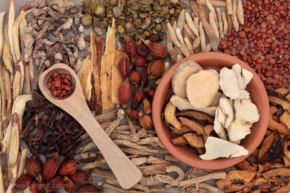 These 10 herbs and spices are natural immune-boosting foods