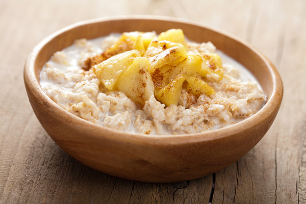 Eating oatmeal for breakfast can reduce hunger and appetite, reveals study