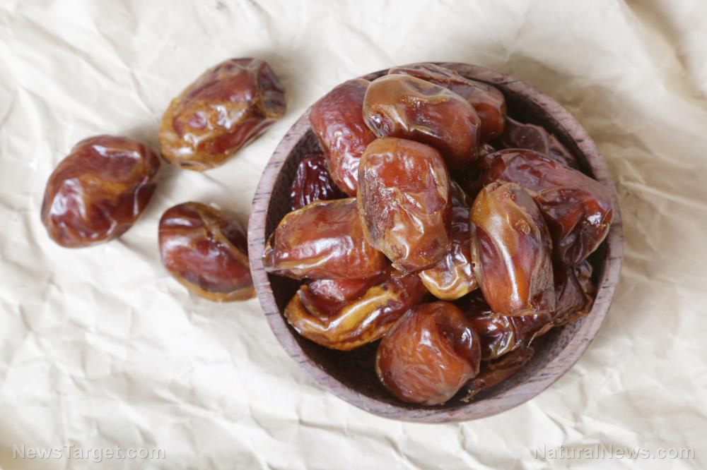5 Promising health benefits of dates and their nutrition facts (recipes included)