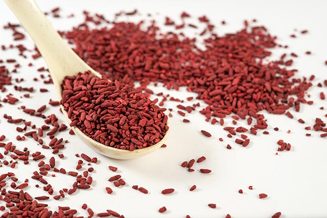 Naturally lower your cholesterol levels with red yeast rice (recipe included)