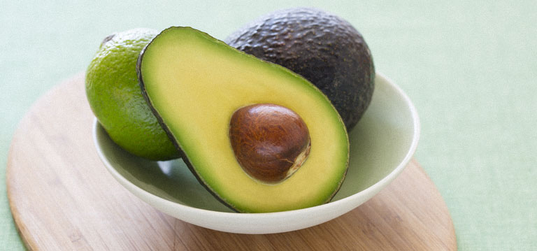 Here’s why you should start cooking with avocado oil (recipe included)