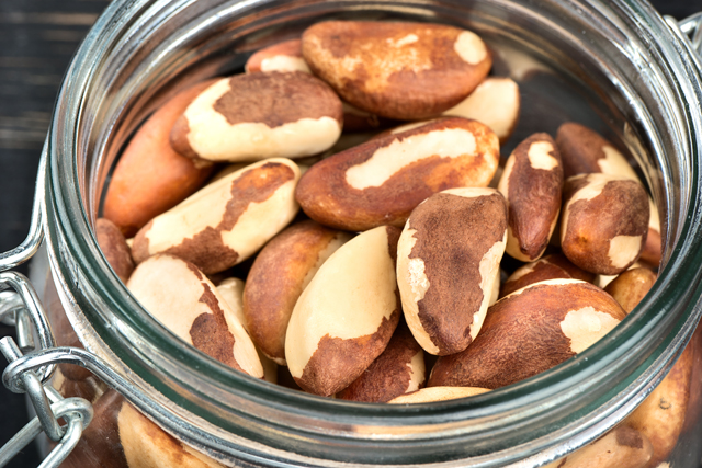 Tree nuts are a delicious healthy snack that lowers your risk of diabetes