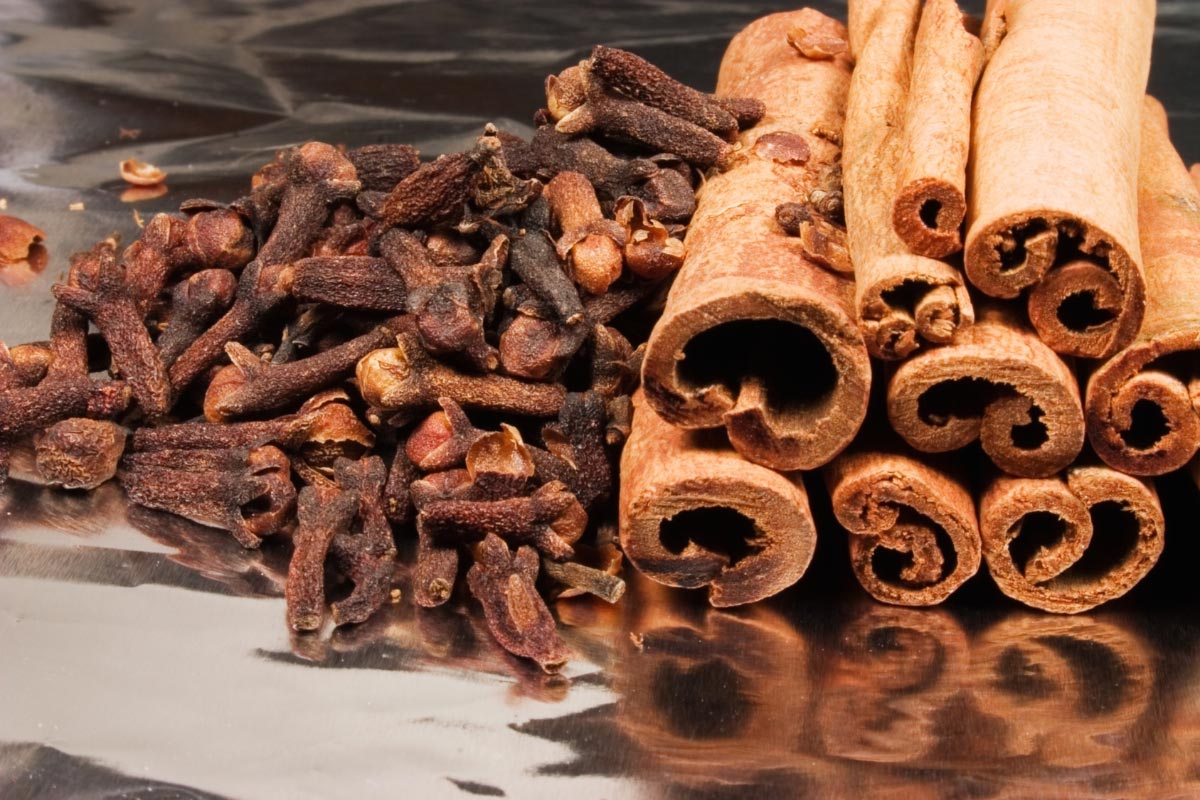 Cinnamon is packed with nutrients that can benefit people with heart disease and diabetes